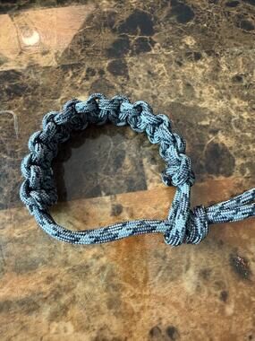 Handmade Adjustable Paracord Bracelet MWL042